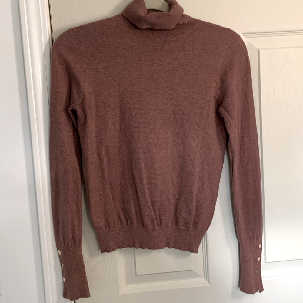 Dusty pink turtle neck